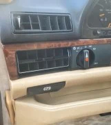 Mercedes-Benz SEL 560 Classic V8 5.5L Model 1990 Mercedes-Benz SEL 560 Classic V8 5.5L Model 1990