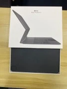 iPad Pro 12.9-inch (6th Generation) Wi-Fi + Cellul iPad Pro 12.9-inch (6th Generation) Wi-Fi + Cellul